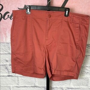 Casual Liverpool Salmon Cargo Shorts Casual Wear Size 20W Pockets Button Zipper